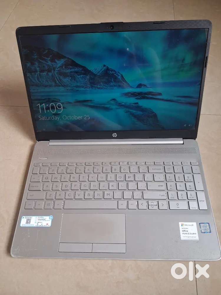 Hp brand new condition i3 7th gen 256gb ssd 1tb hardicks