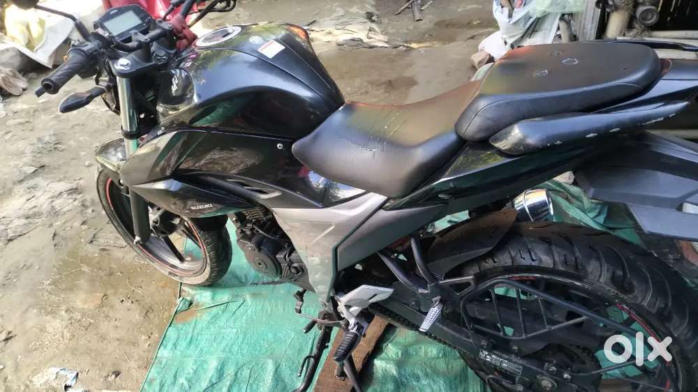 It's an urgent selling for an emergency have an money issues