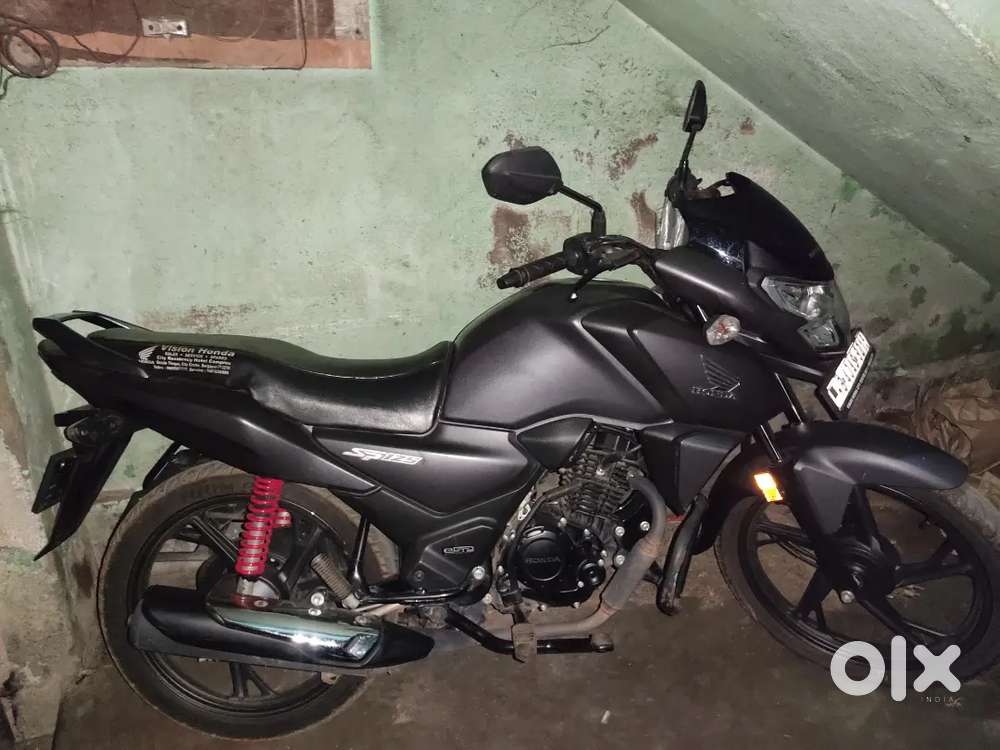 SP125 in new condition.