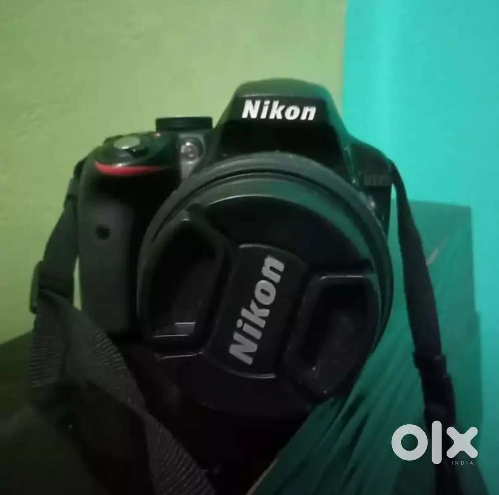 Nikon D3300 for Urgent Sell