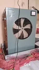 Cooler for sale 4foot price negotiable