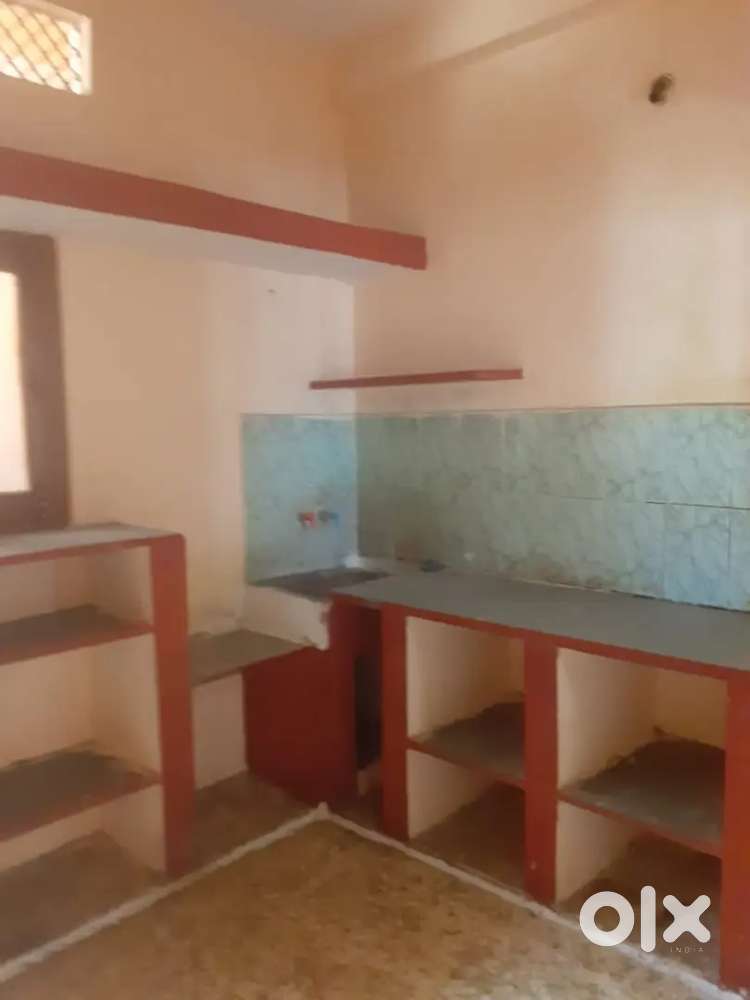1 room 1  kitchen  bathroom attach on rent khargone
