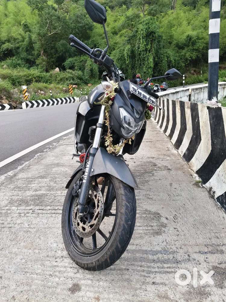 YAMAHA FZ 250CC