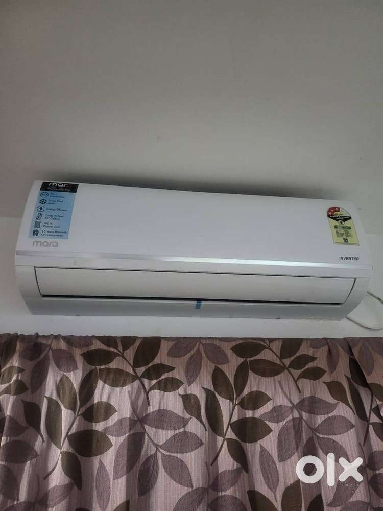 Split AC - Fully functional (barely 1.5 year old)