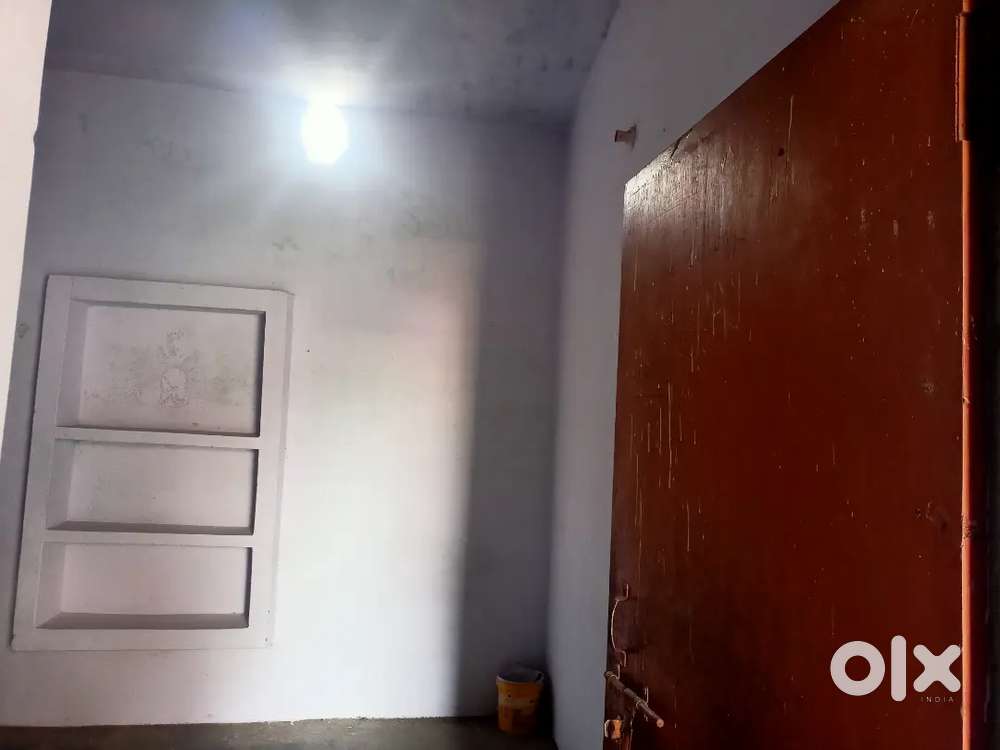 Room Available For Rent