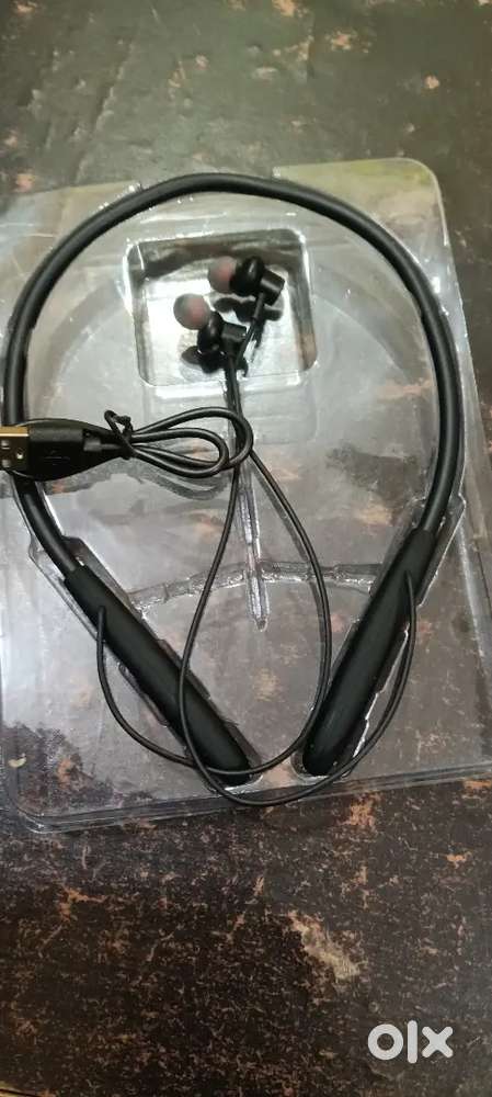 New condition ambrance bluetooth earphone price 1999 new condition