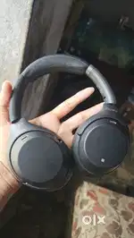 Sony WH-1000XM3 Noise-Cancelling Headphones