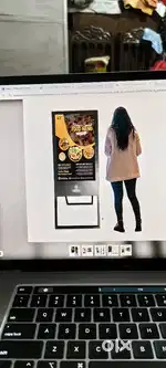 Social media handling and photographer