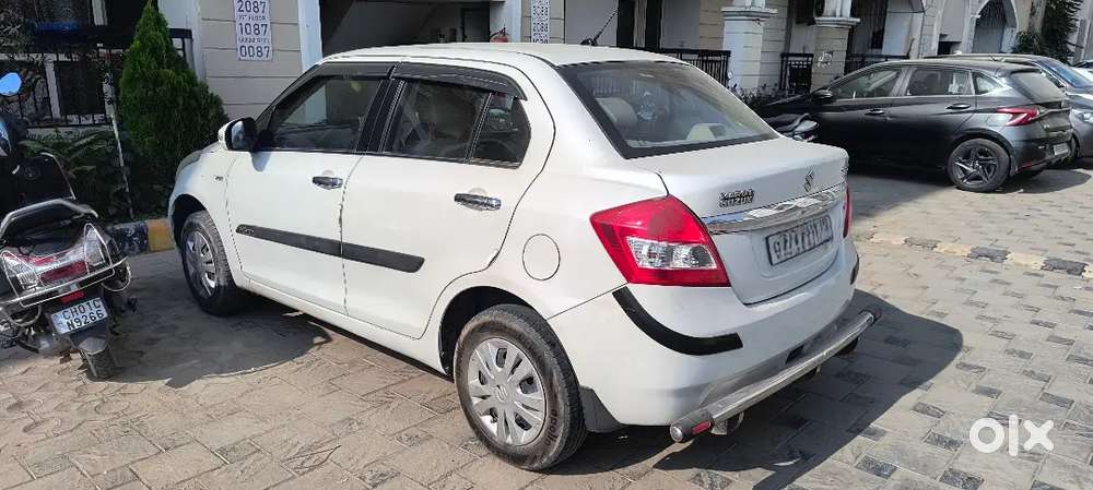 Maruti Suzuki Swift Dzire 2013 Petrol Well Maintained