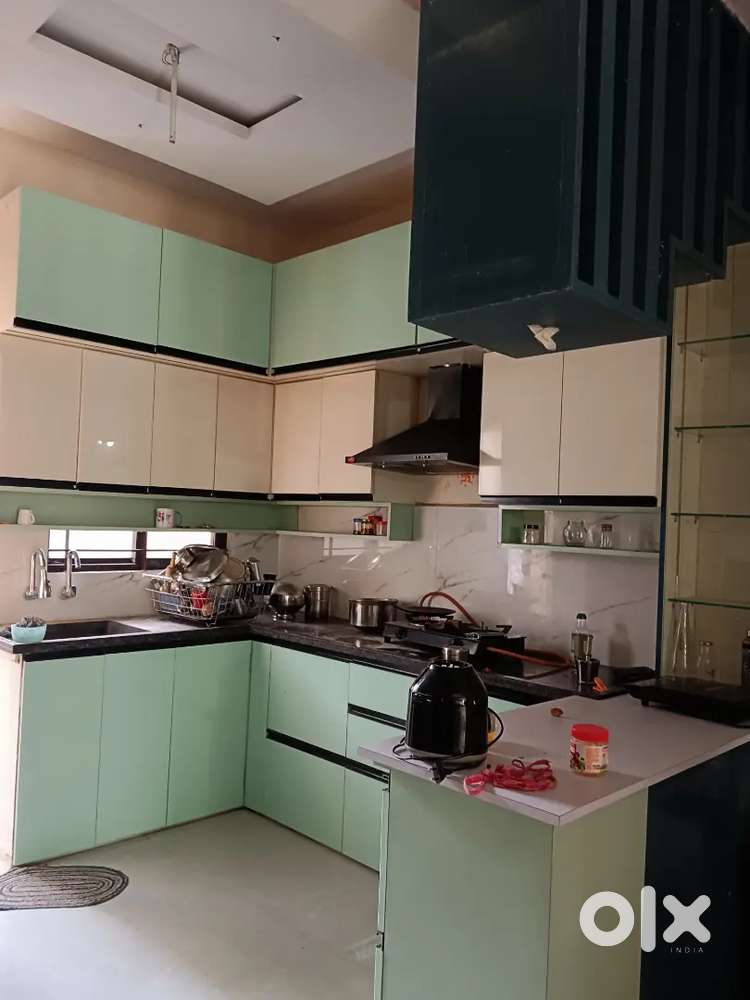 3bhk duplex for rent se Dena hai family