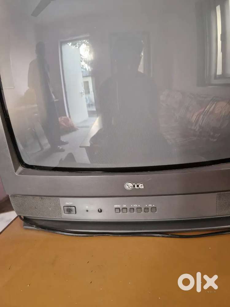 LG cineplus TV