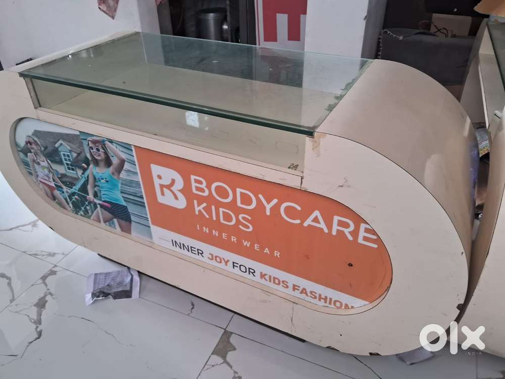 Desk , and can be used in shop