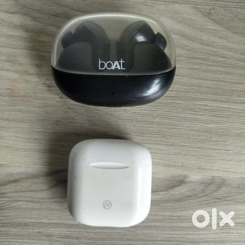 BOAT & Noise Bluetooth Earpods