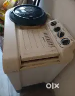 Semiautomatic washing machine