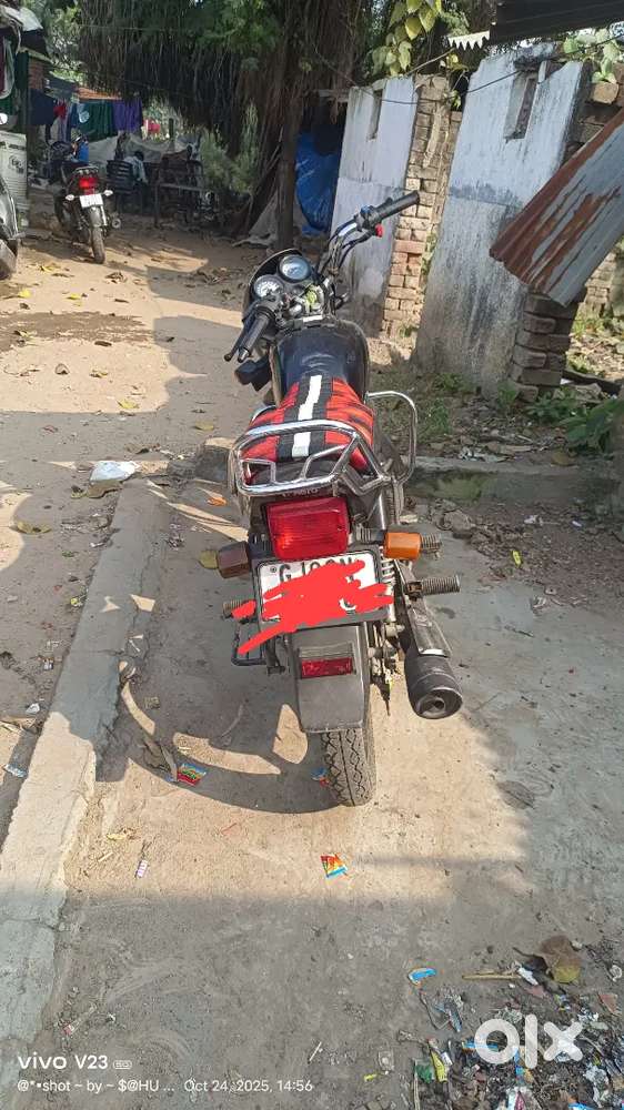 Hero splendor plus bs6 brand new genuine condition well maintained