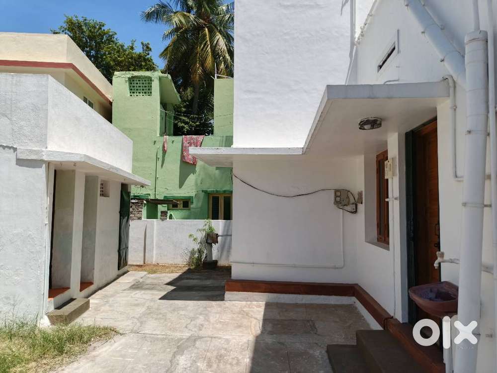 Individual house - Ground Floor available   for Rent at Gomathipuram.