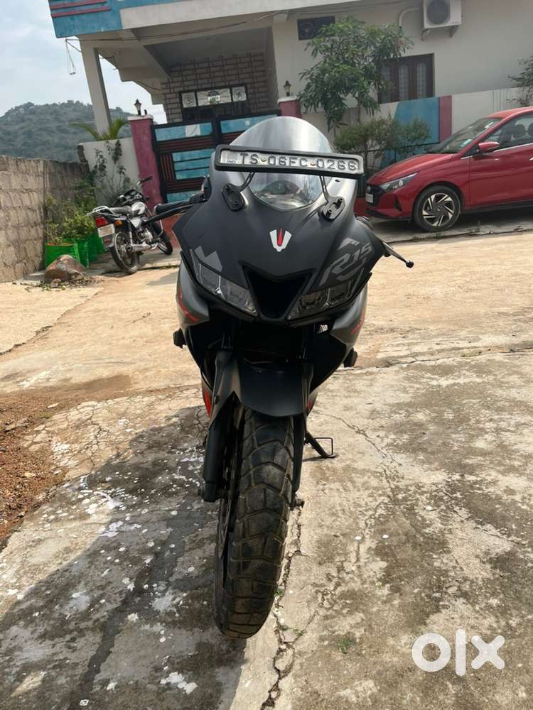 R15v3 in full condition milage 51