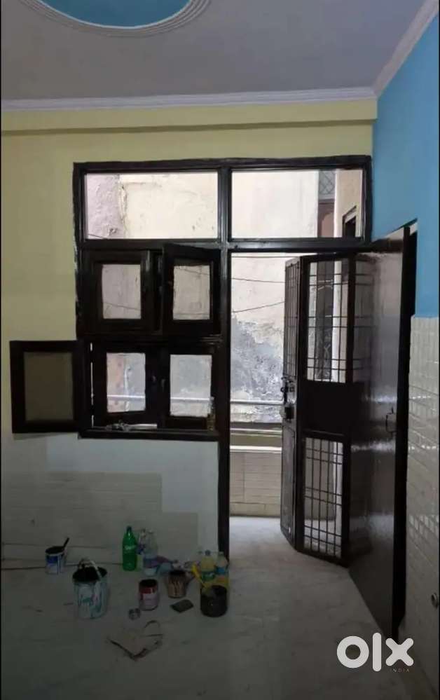 Flat available Rajendra Nagar Sahibabad J block gaziabad