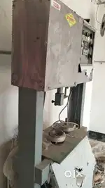Papper plate machine