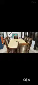 SAGWAN DINNING TABLE