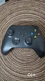 Microsoft XBox Controller as good as new