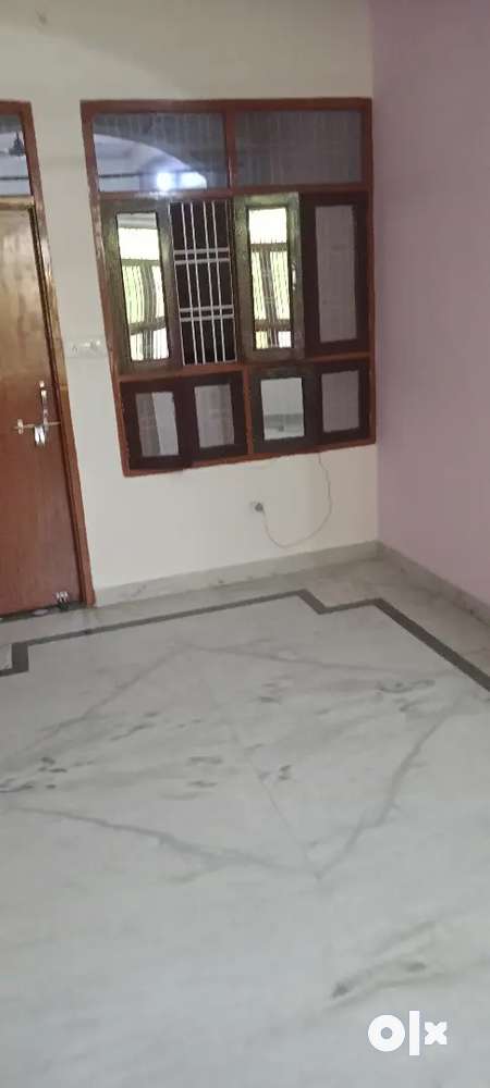 2room for rent Indira nagar semi furnished independent