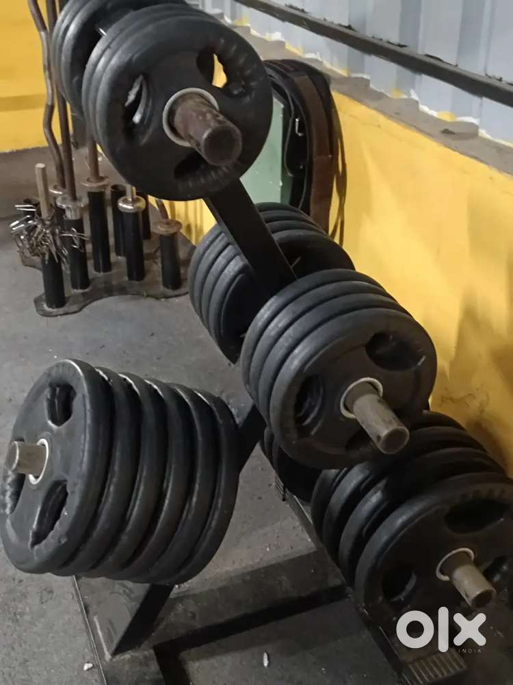 Dumbell 120kg &Plate 140 kg along with machines