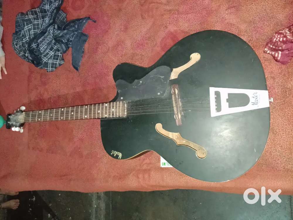 Musical guitar