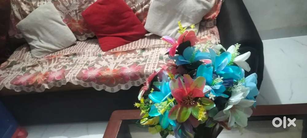 Pg one bad available in 7000 advance rent and 3000 deposit