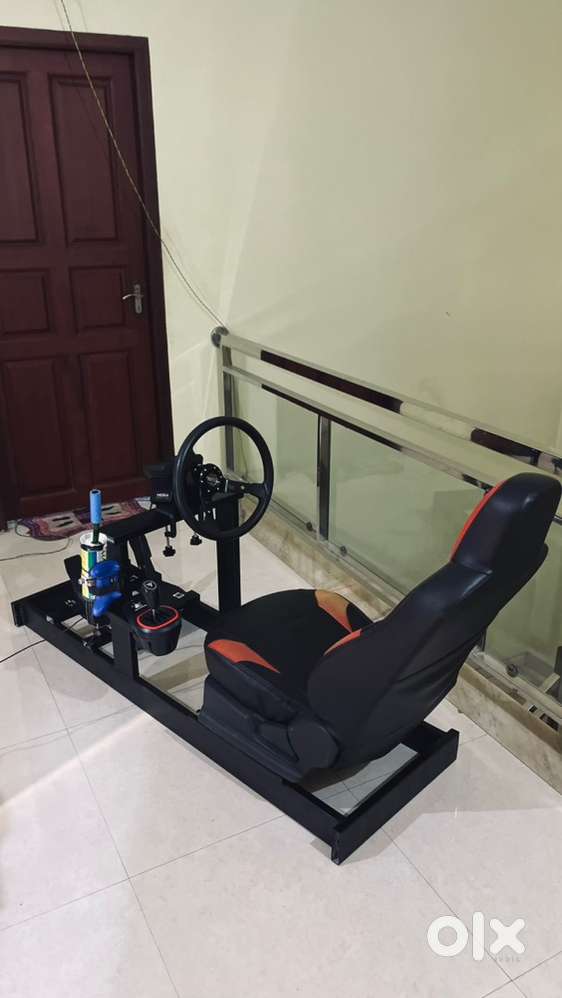Custom build Sim Racing COCKPIT with seat