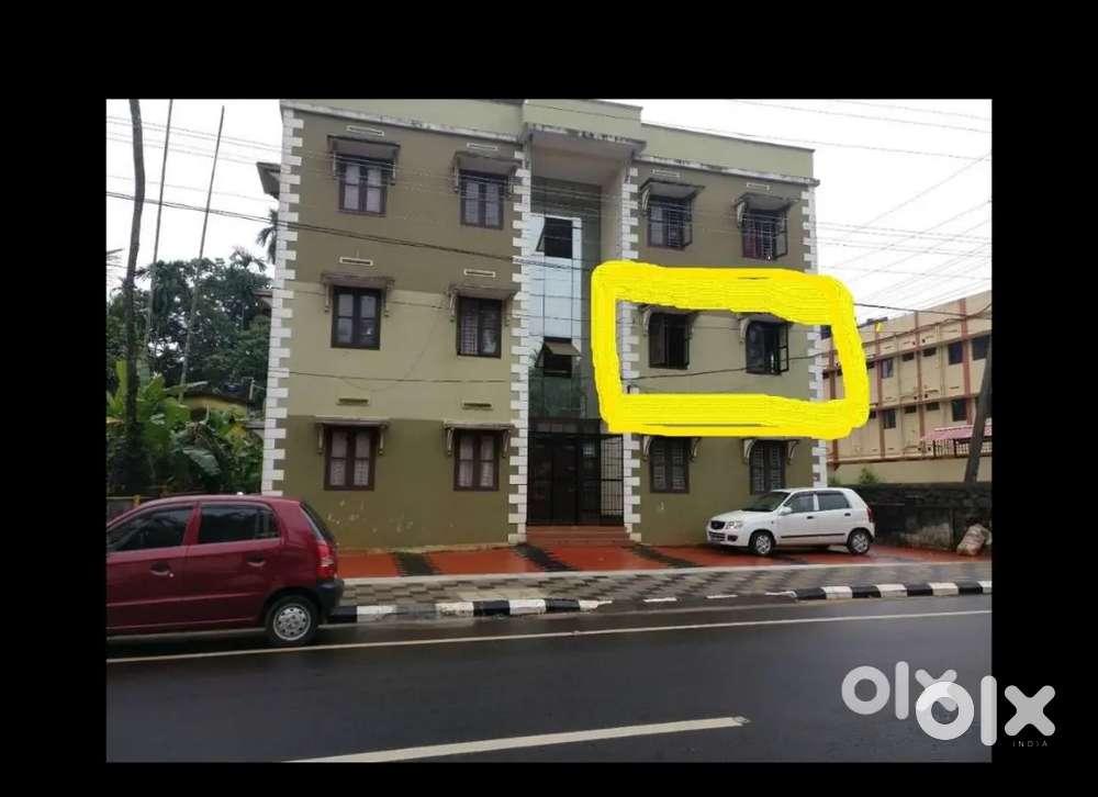 2 BHK Flat Prime area near Kovoor iringadanpally Bypass