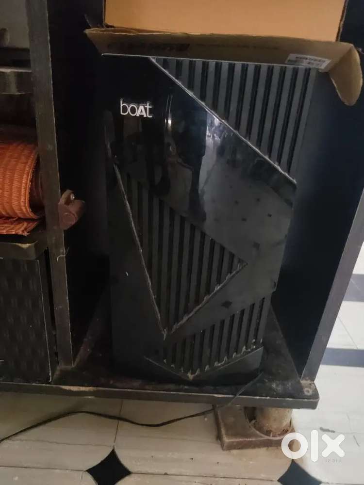 Boat sound bar