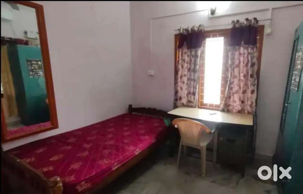 Studio apartment furnished for 2 boys