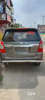 Toyota Innova 2010 Diesel Well Maintained
