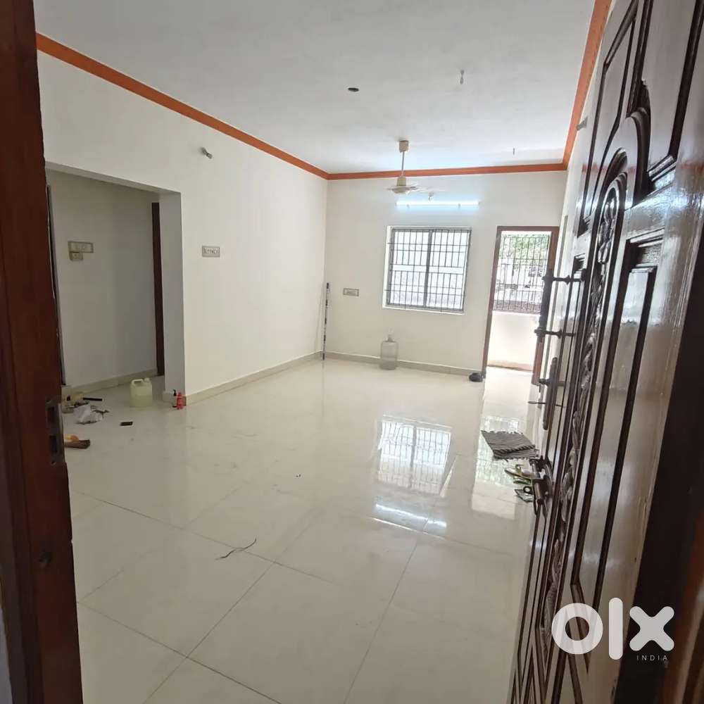 3BHK flat for sale close to Pallavaram railway station