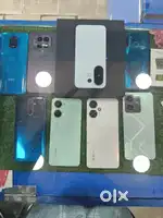 Good condition phones accessories available