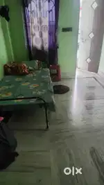 Room partener chahiye female aurgent