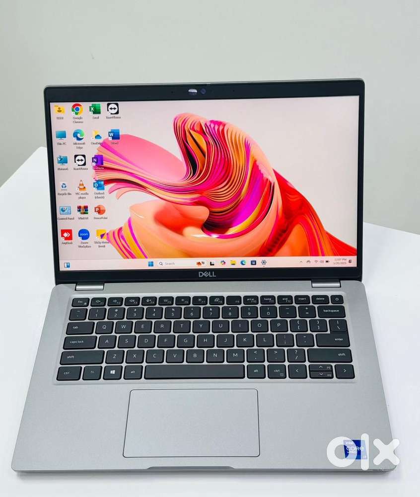 Dell latitude bussiness premium model core i7 11 th genration 16 gb