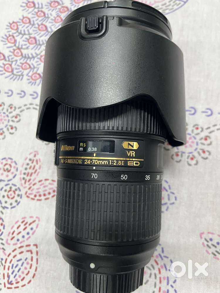 AF-S NIKKOR 24-70mm