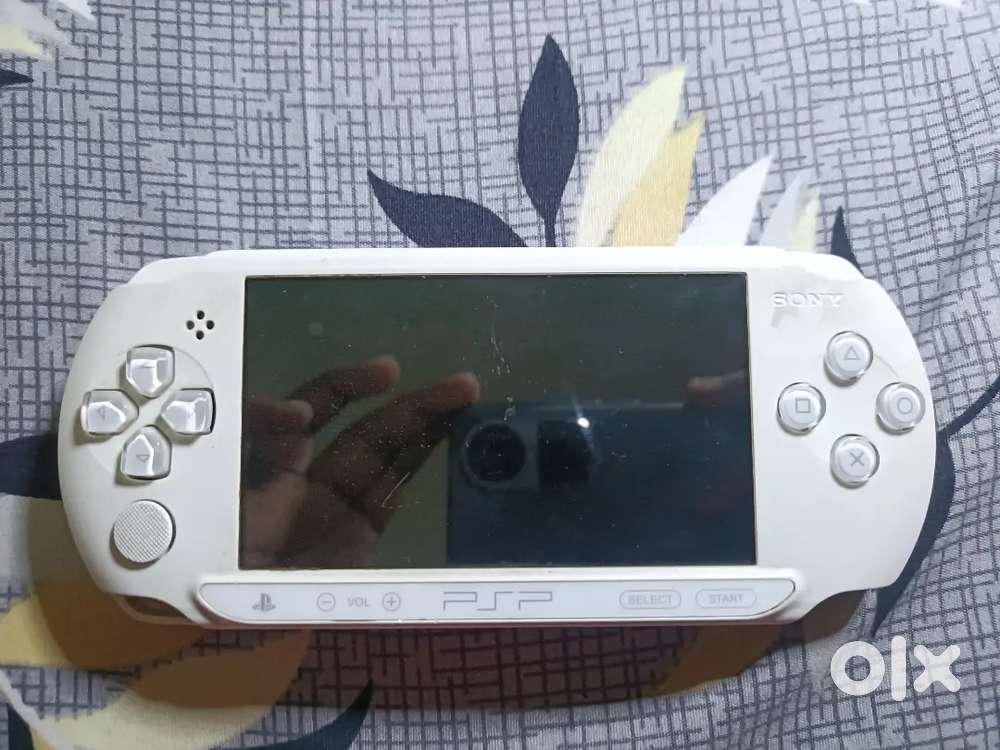 (URGENT )Original PSP with Prince of Persia the forgotten Sands