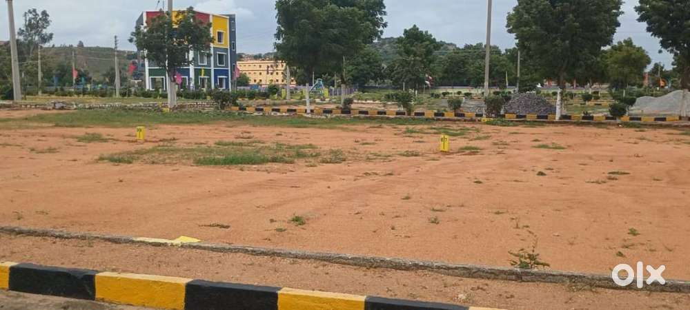 DIRECT OWNER PLOT FOR SALE  150Sq Yards  60% Bank Loan