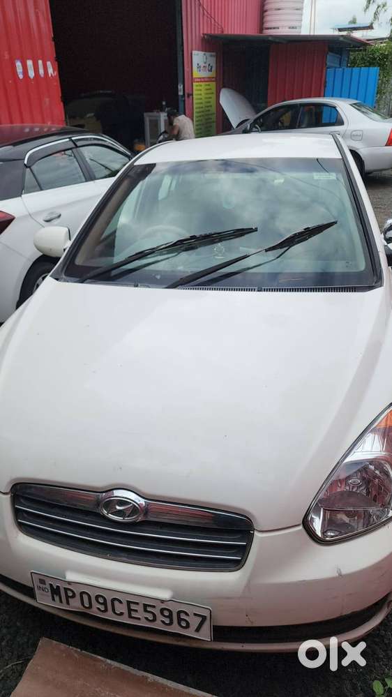Verna top model sell