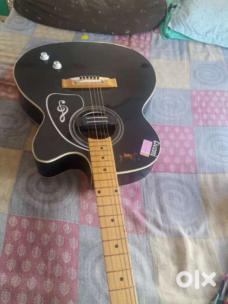 GIVSON guitar