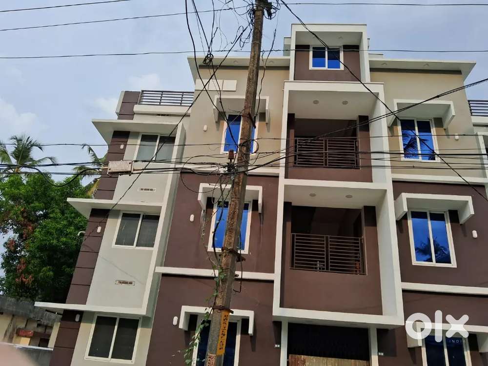 Dhilraj Apartments