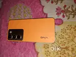 Vivo y200e 5g 8 128 gb ram and avon quality