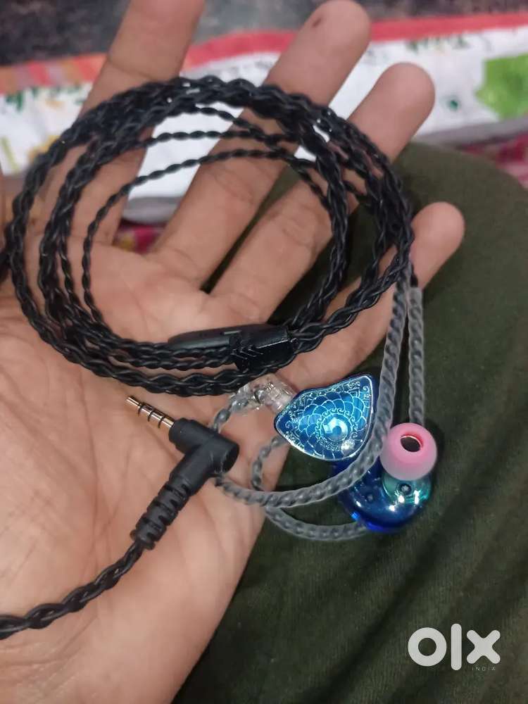 Tangzu waner sg (In Ear Monitor)