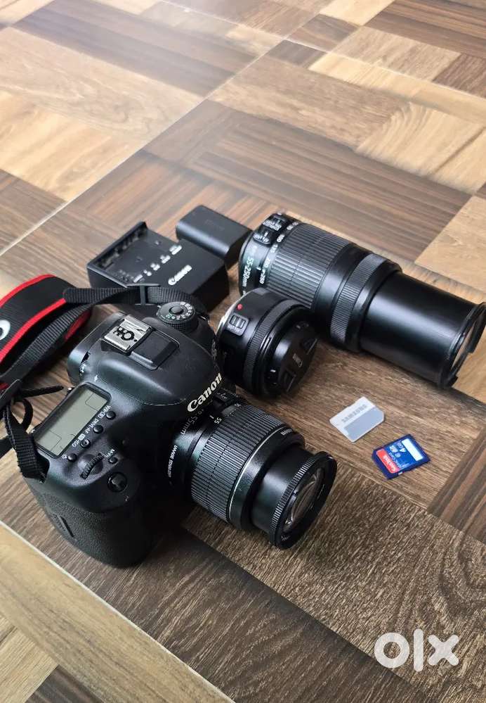 Canon 7D Mark 2 DSLR Camera for sale