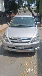 Toyota Innova 2.5 V 7 STR, 2009, Diesel