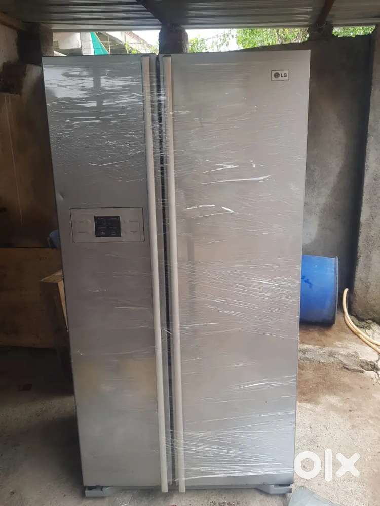 Lg side by side door fridge