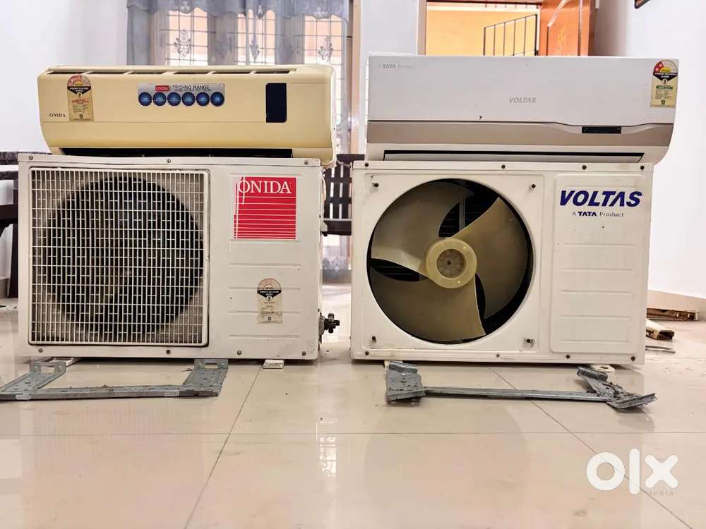 Two spilt air conditioner for sale